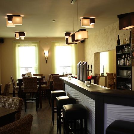 Hotel - Bistro - 3-Eck Merchweiler Экстерьер фото